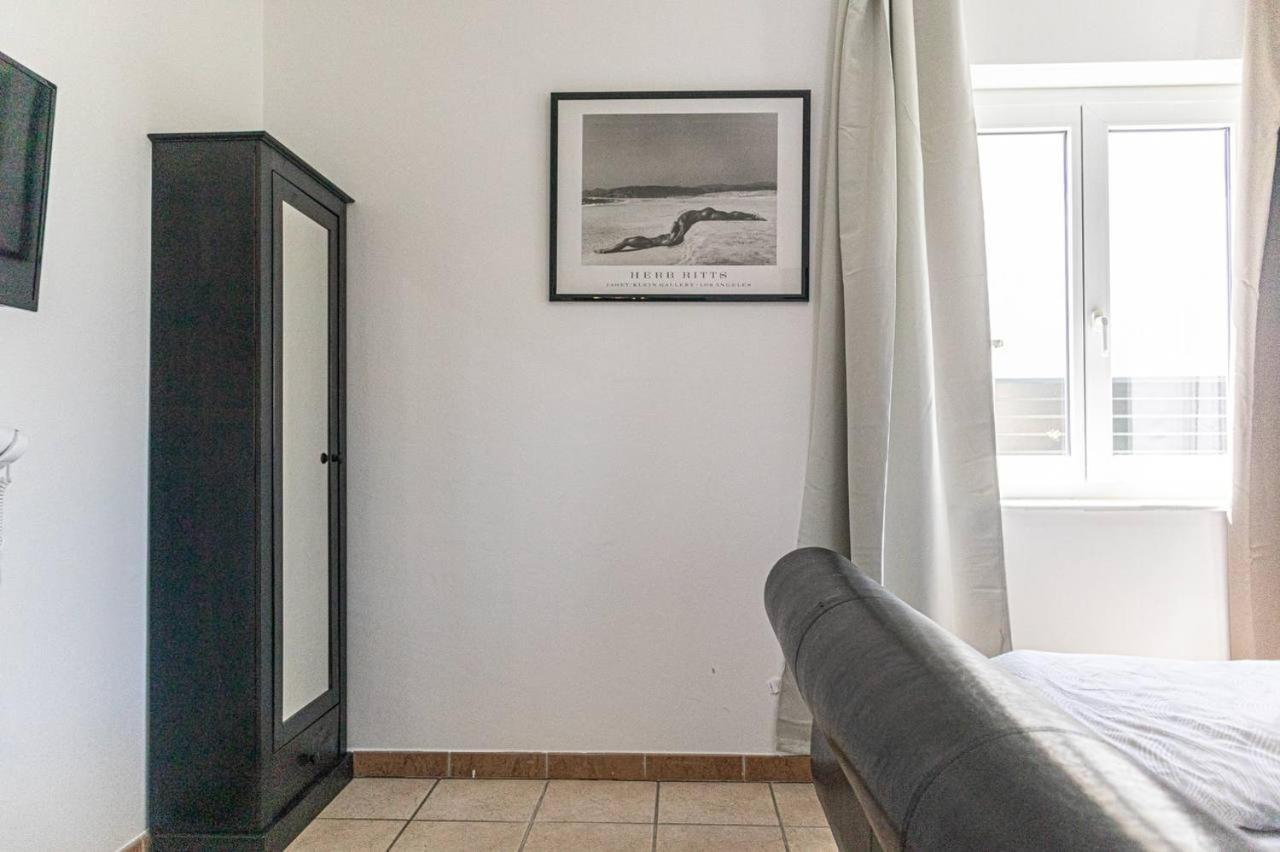 Comfortable Rooms In A Beautiful House Gd Wina Bagian luar foto