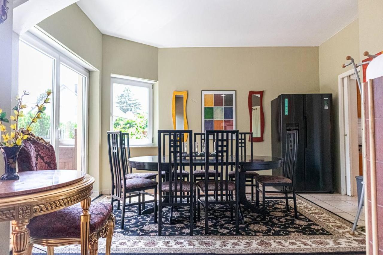 Comfortable Rooms In A Beautiful House Gd Wina Bagian luar foto