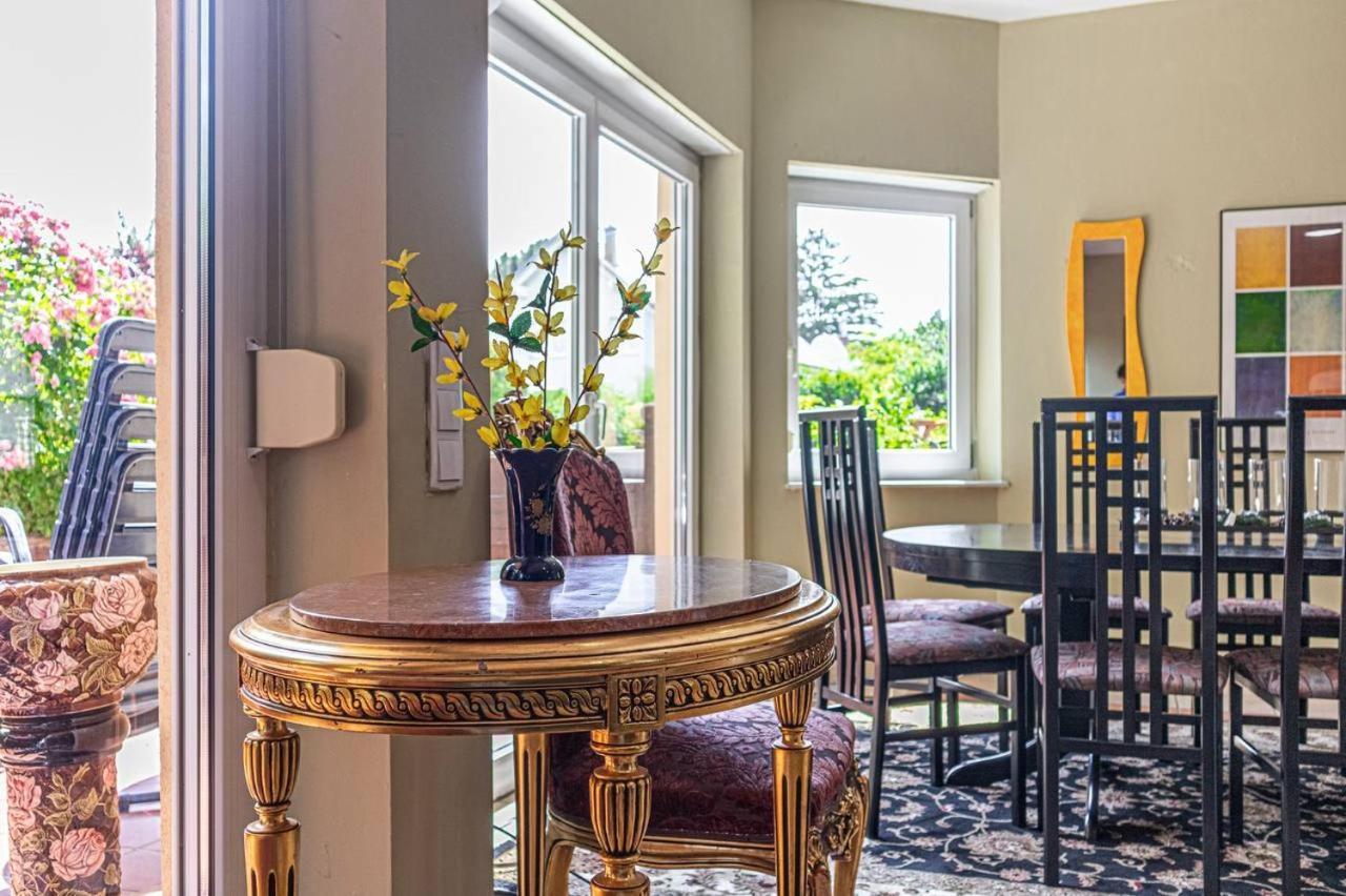 Comfortable Rooms In A Beautiful House Gd Wina Bagian luar foto