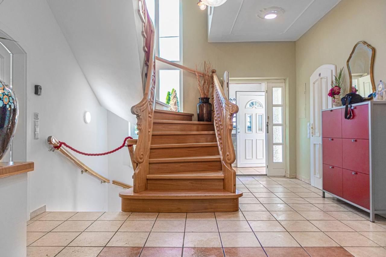 Comfortable Rooms In A Beautiful House Gd Wina Bagian luar foto